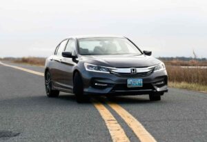 Exploring the Appeal of Full-Size Sedans in Today's Auto Market